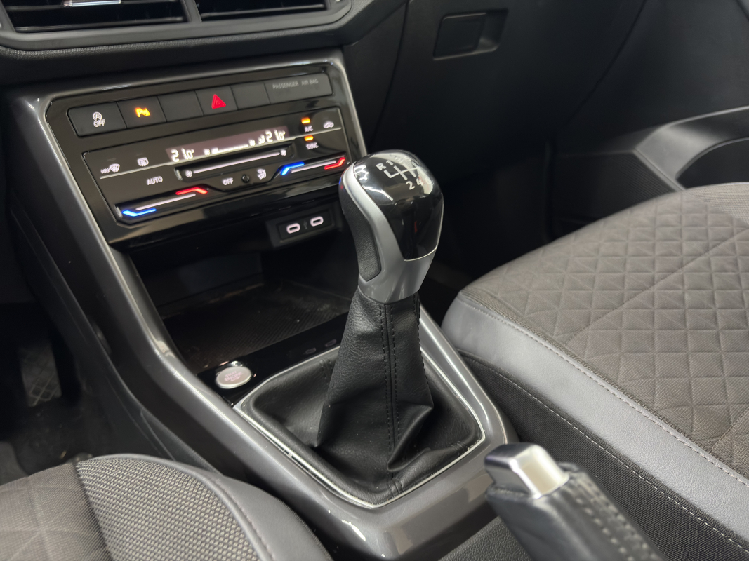 Volkswagen T-Cross — 30