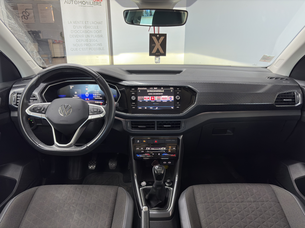 Volkswagen T-Cross — 12