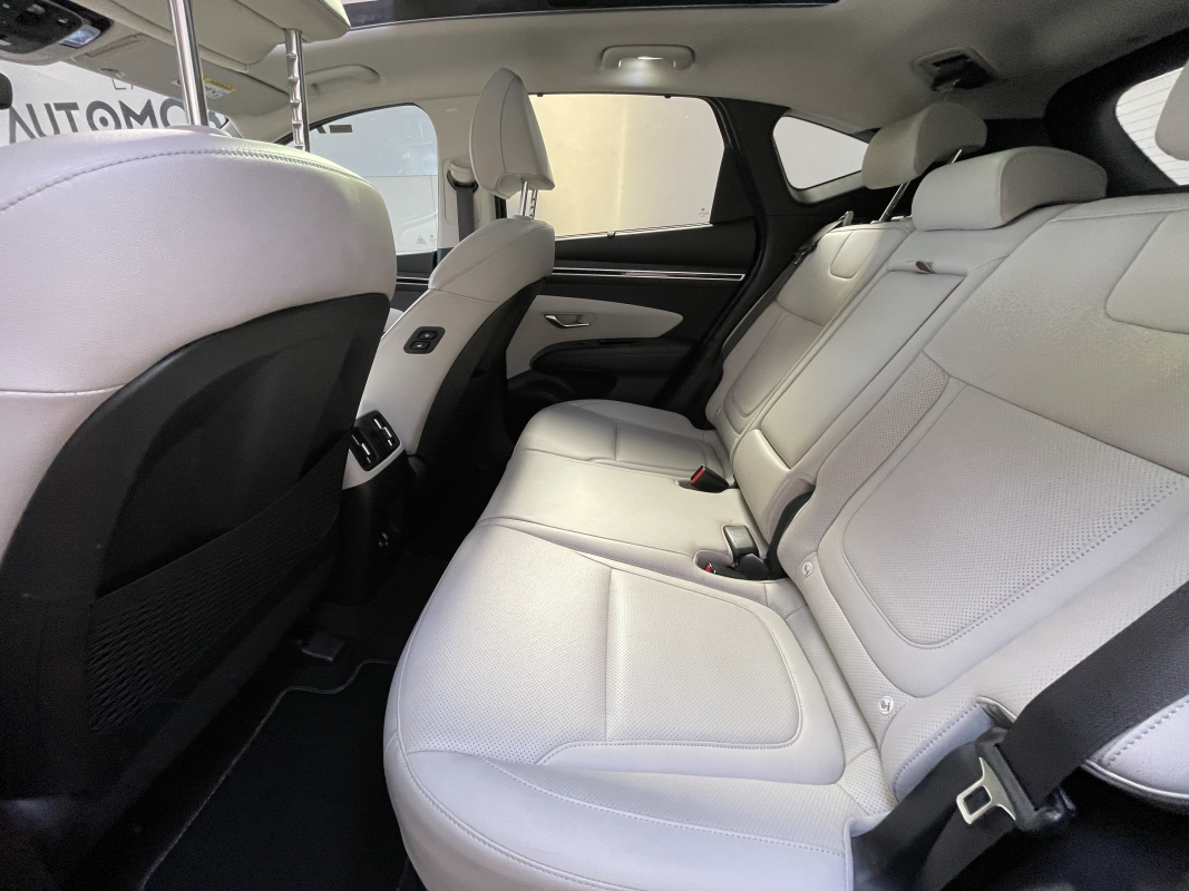 Hyundai Tucson — 19