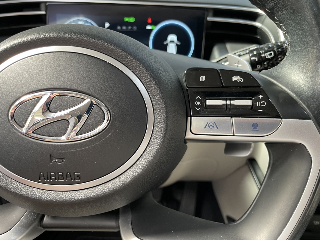 Hyundai Tucson — 16