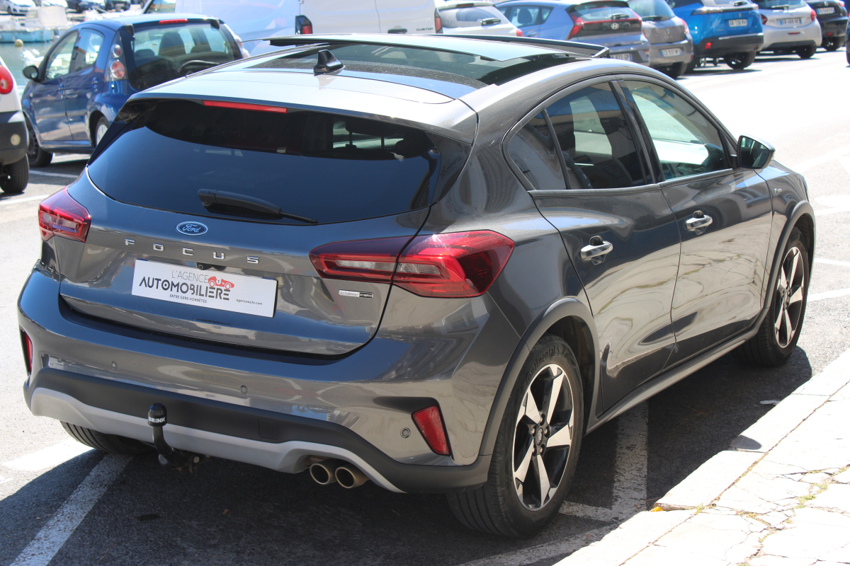 Ford Focus — 5