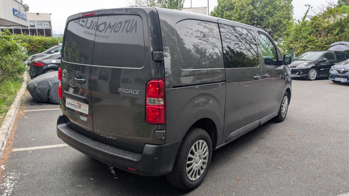 Toyota PROACE — 7