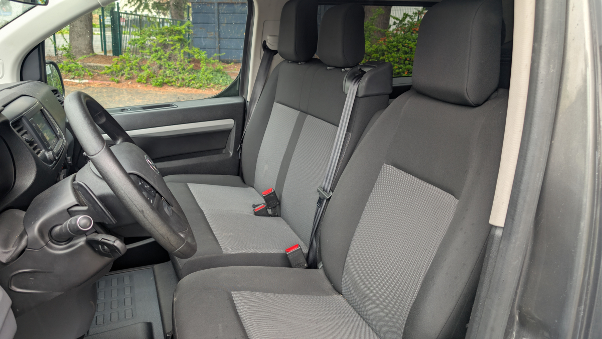 Toyota PROACE — 10