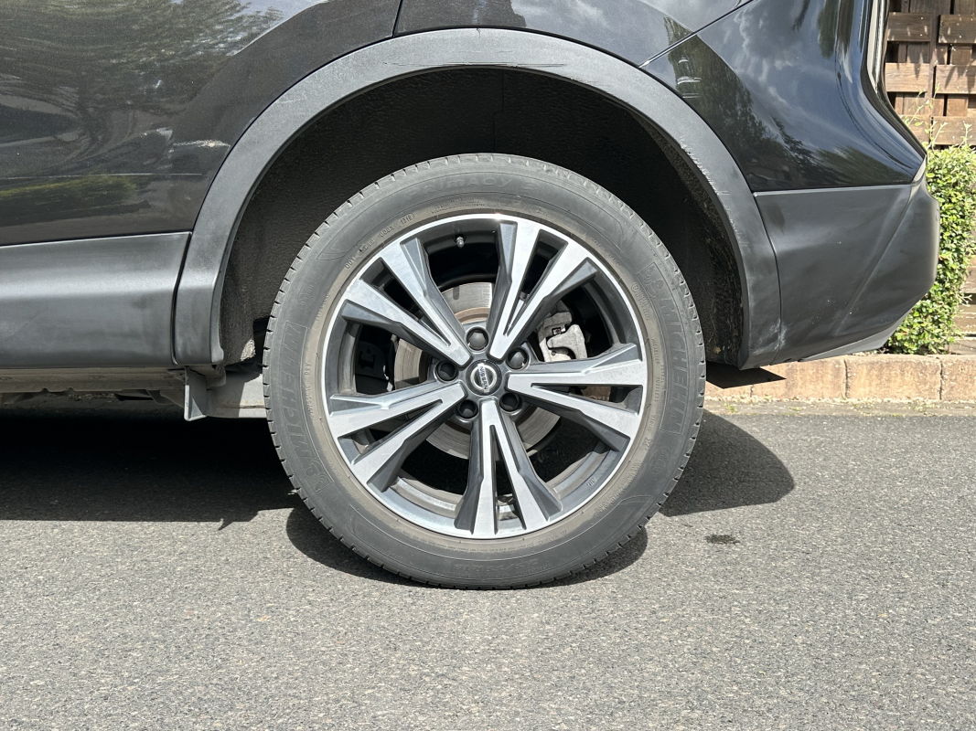 Nissan Qashqai — 10