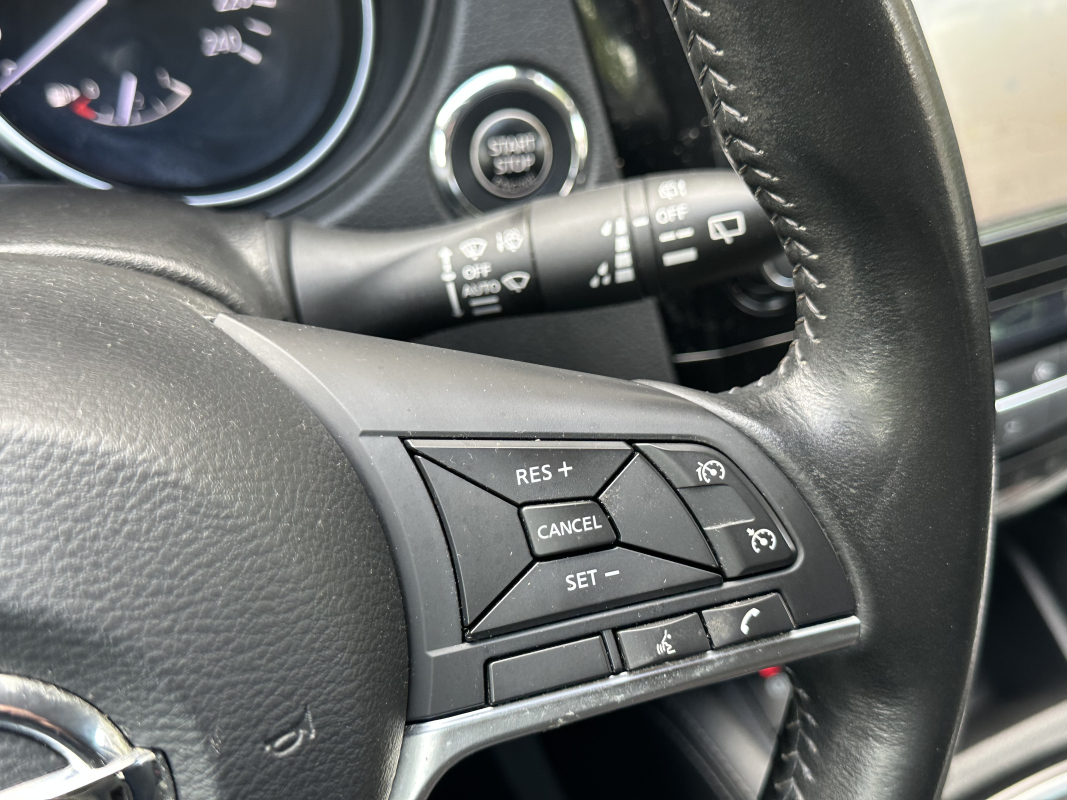 Nissan Qashqai — 23