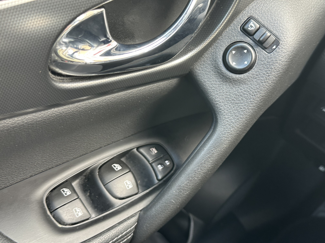 Nissan Qashqai — 30