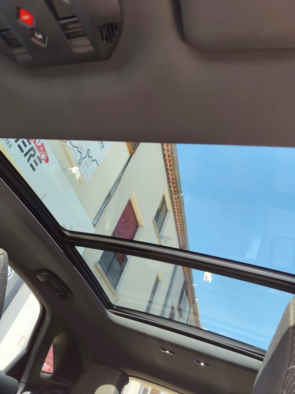DS DS7 CROSSBACK — 23