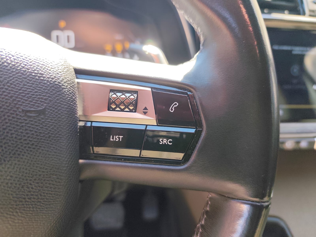 DS DS7 CROSSBACK — 16