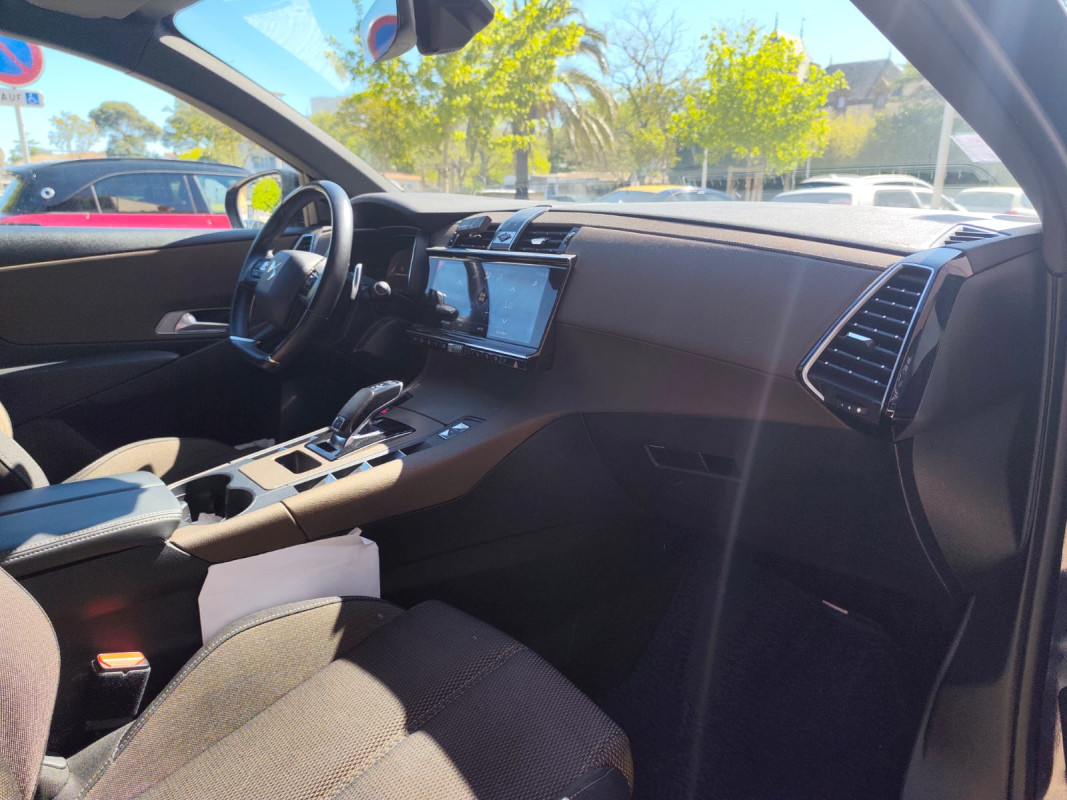 DS DS7 CROSSBACK — 13