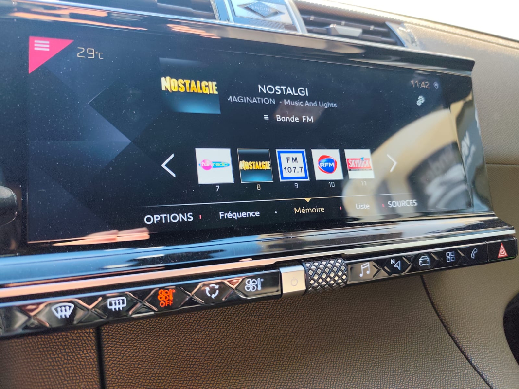 DS DS7 CROSSBACK — 19