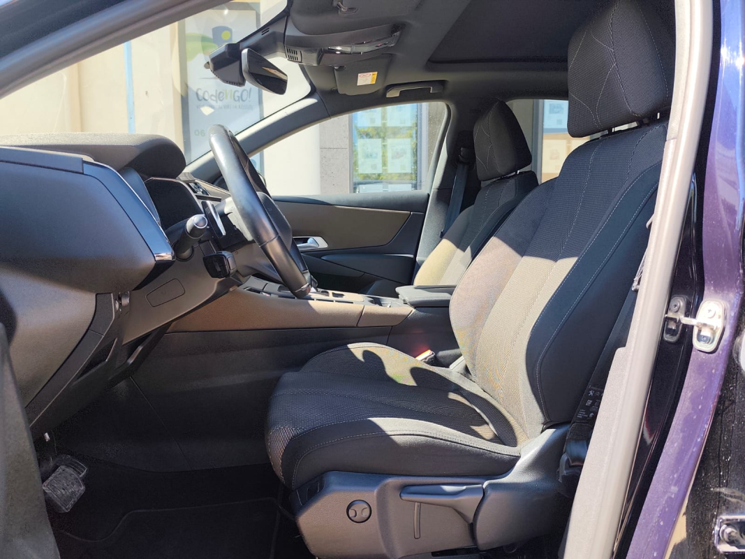 DS DS7 CROSSBACK — 12