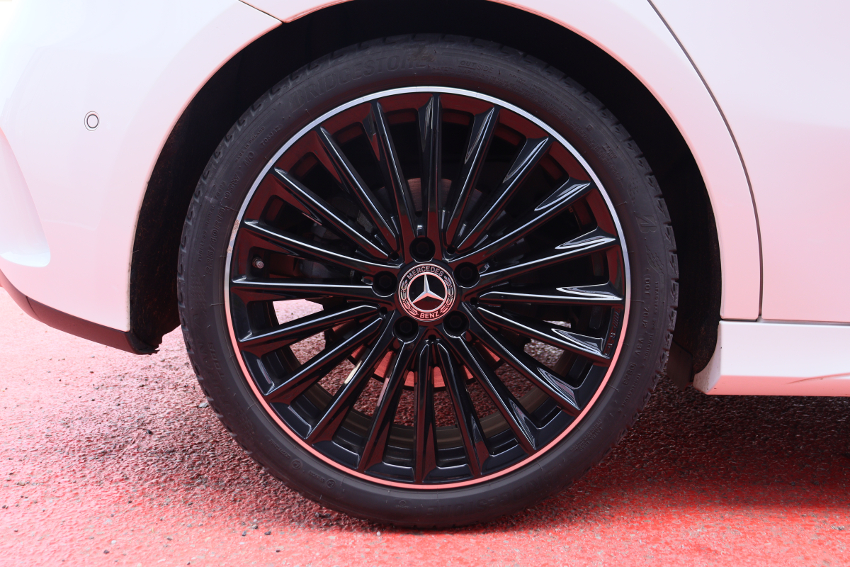 Mercedes Classe A — 26