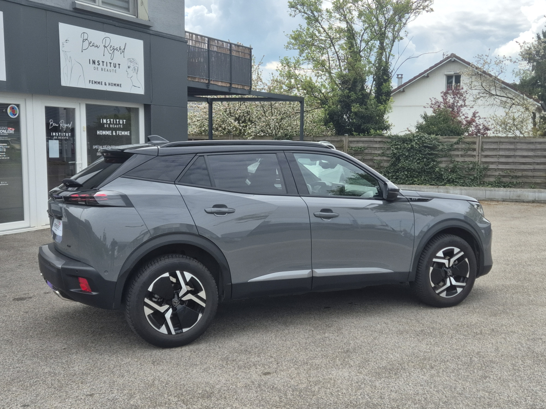 Peugeot 2008 — 9