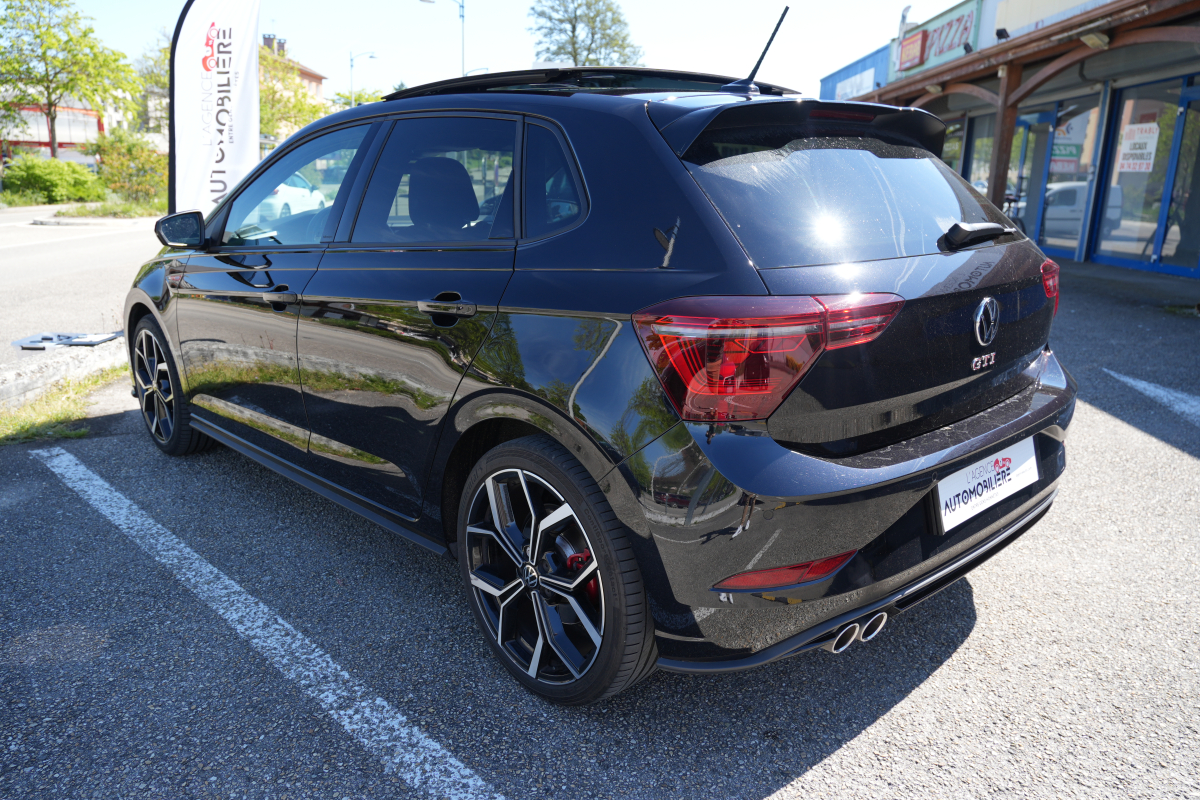 Volkswagen Polo — 8