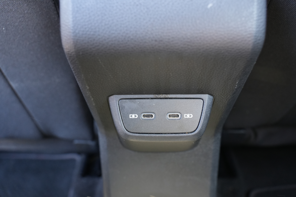 Volkswagen Polo — 38