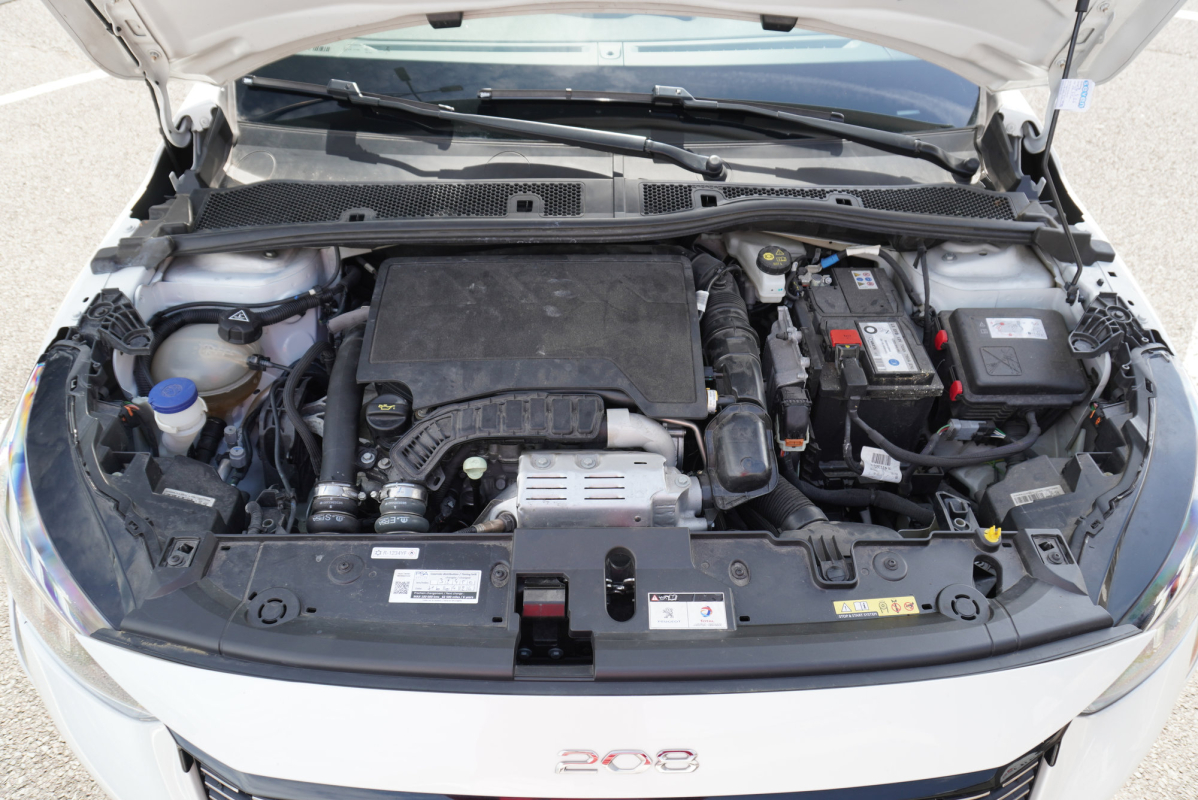 Peugeot 208 — 38