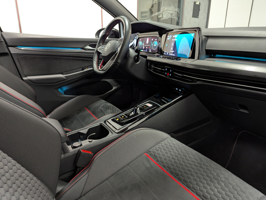 Volkswagen Golf — 11