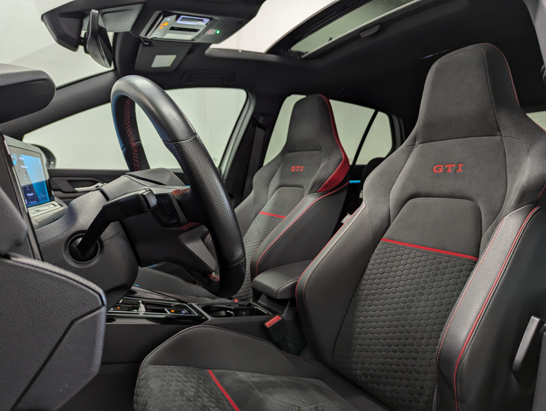 Volkswagen Golf — 8