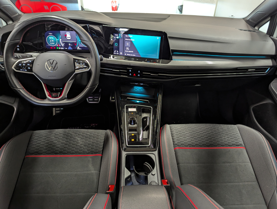 Volkswagen Golf — 10