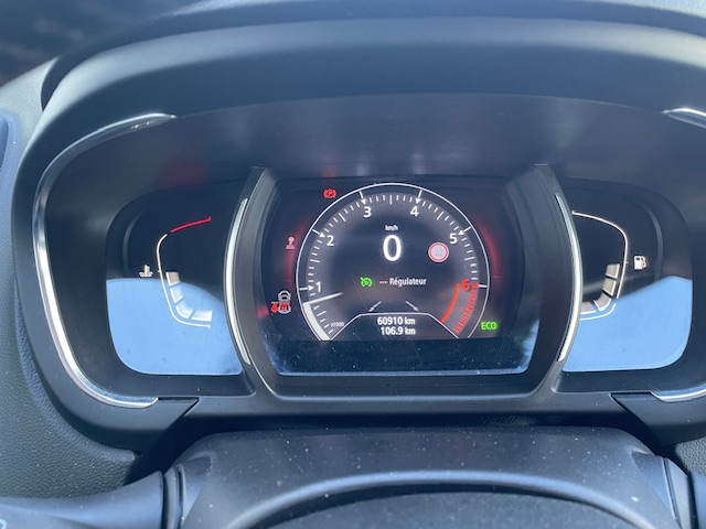 Renault Grand Scenic — 11
