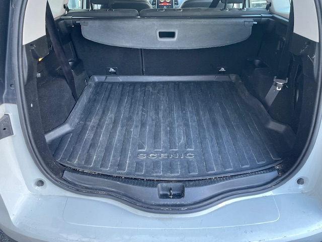 Renault Grand Scenic — 16