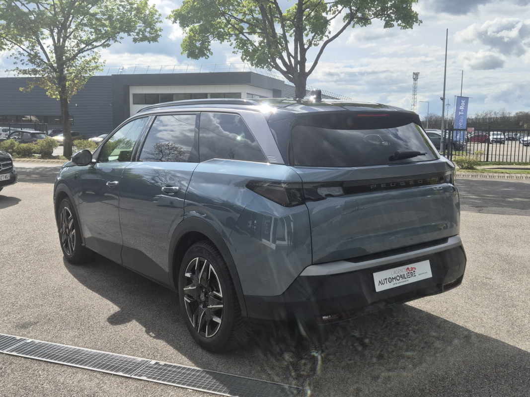 Peugeot 5008 — 8