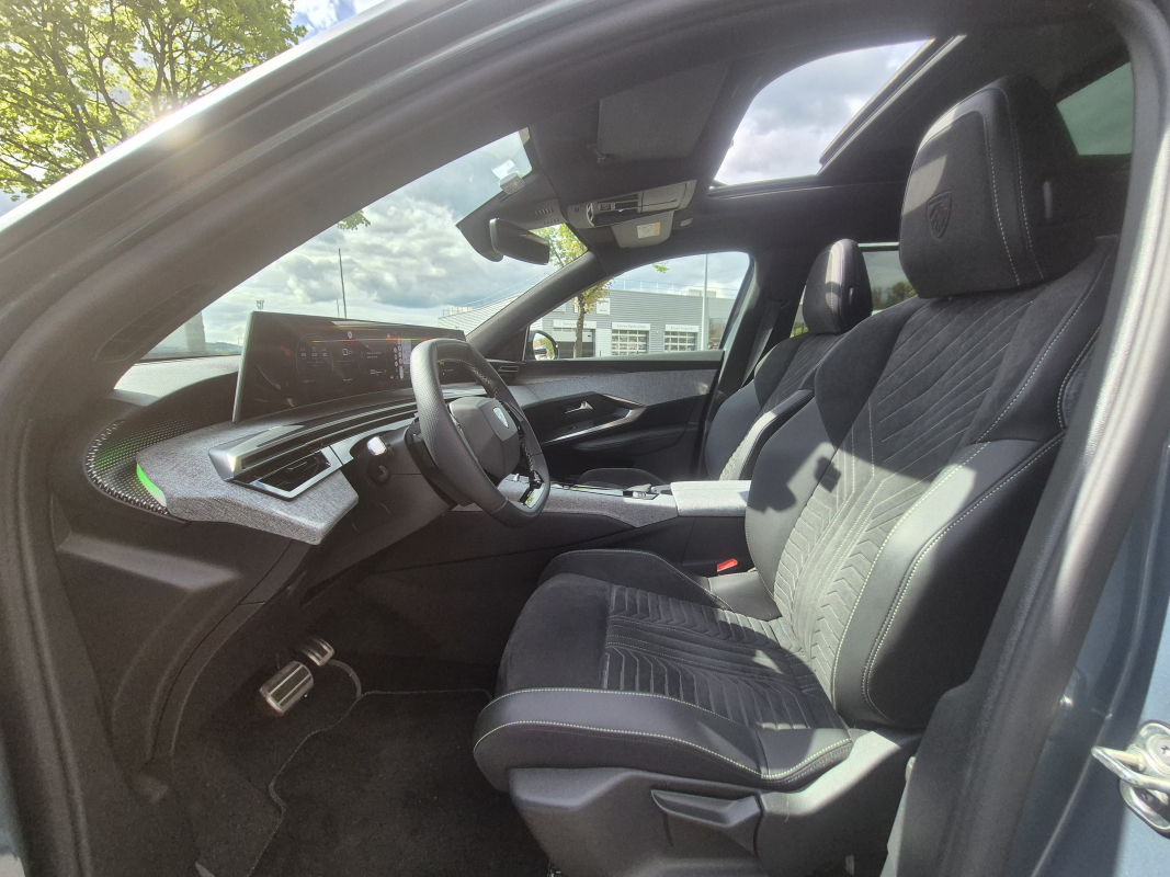 Peugeot 5008 — 16