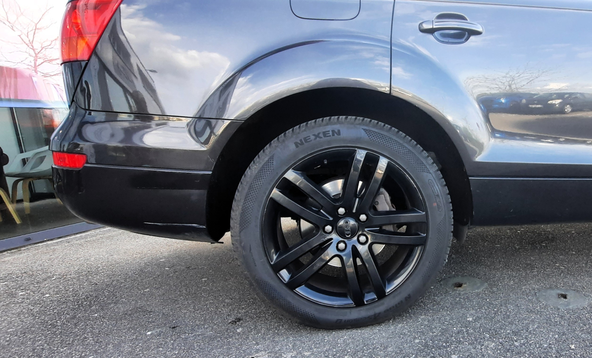 Audi Q7 — 24