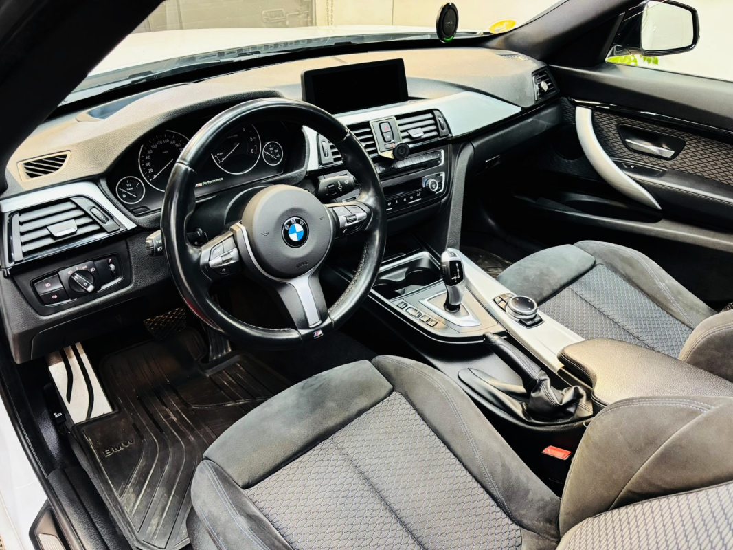 Bmw Série 3 GT — 10