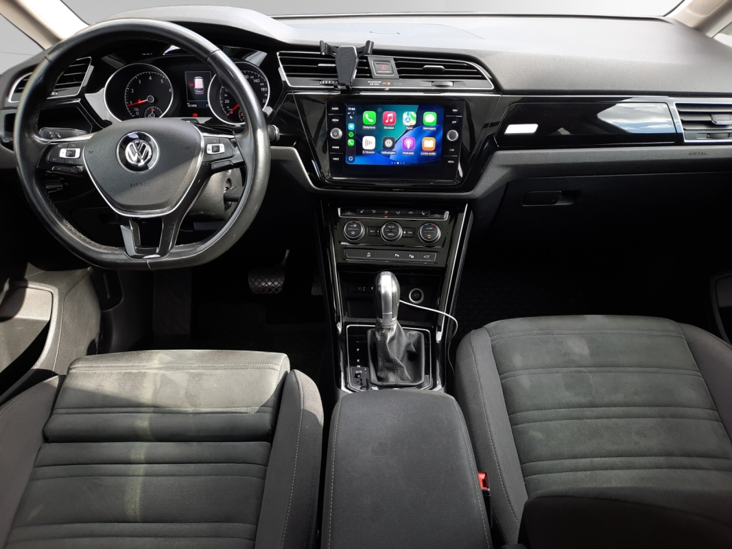 Volkswagen Touran — 15