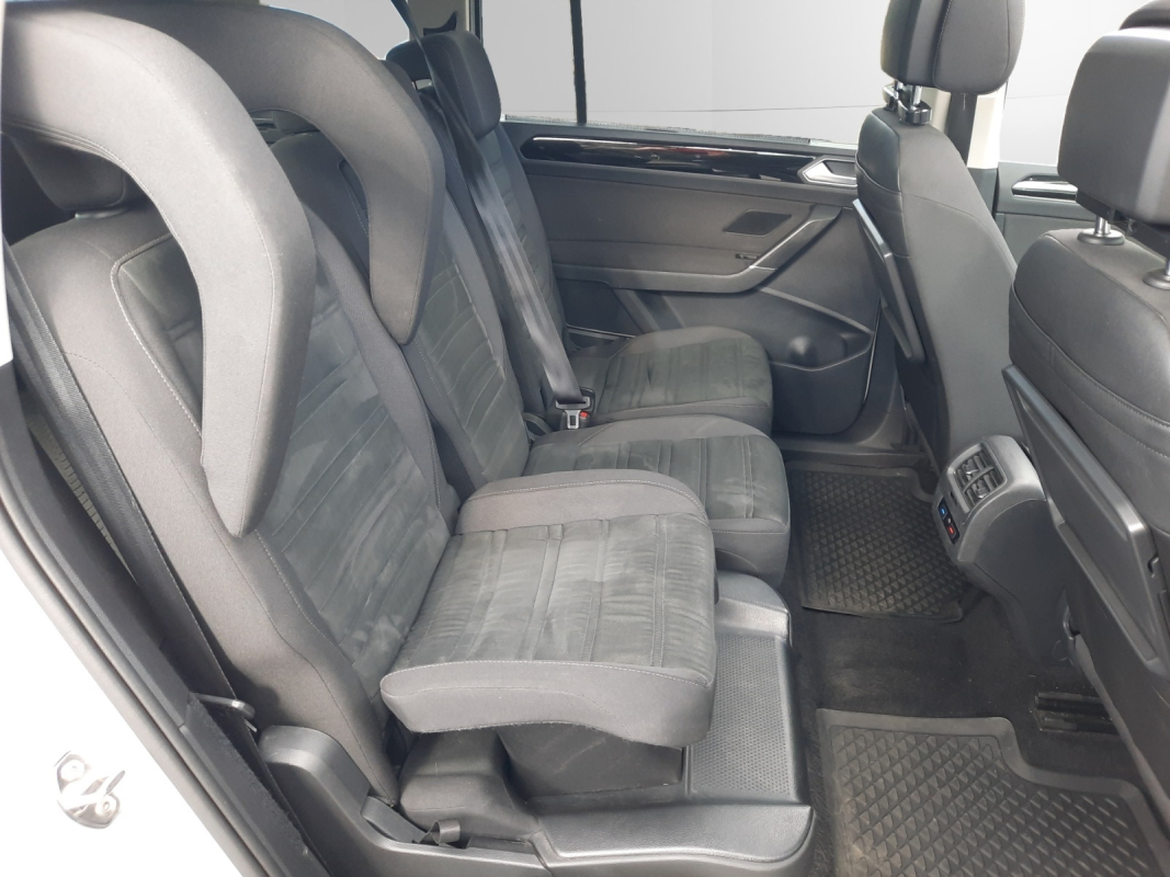 Volkswagen Touran — 29