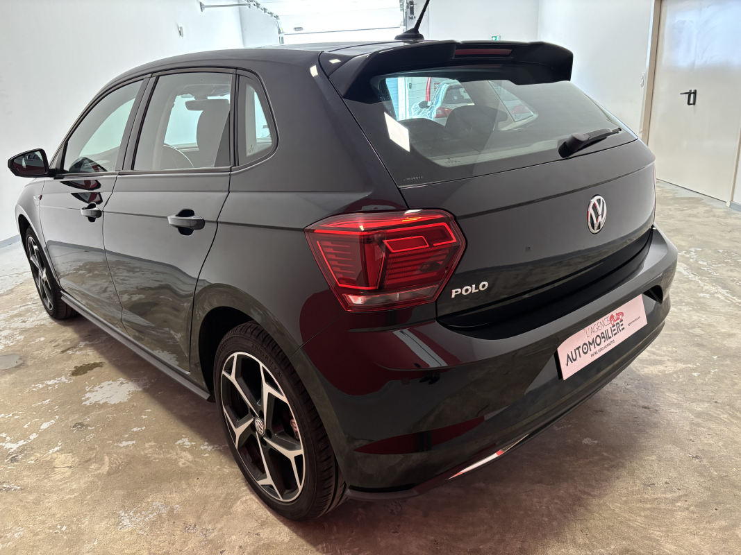 Volkswagen Polo — 4