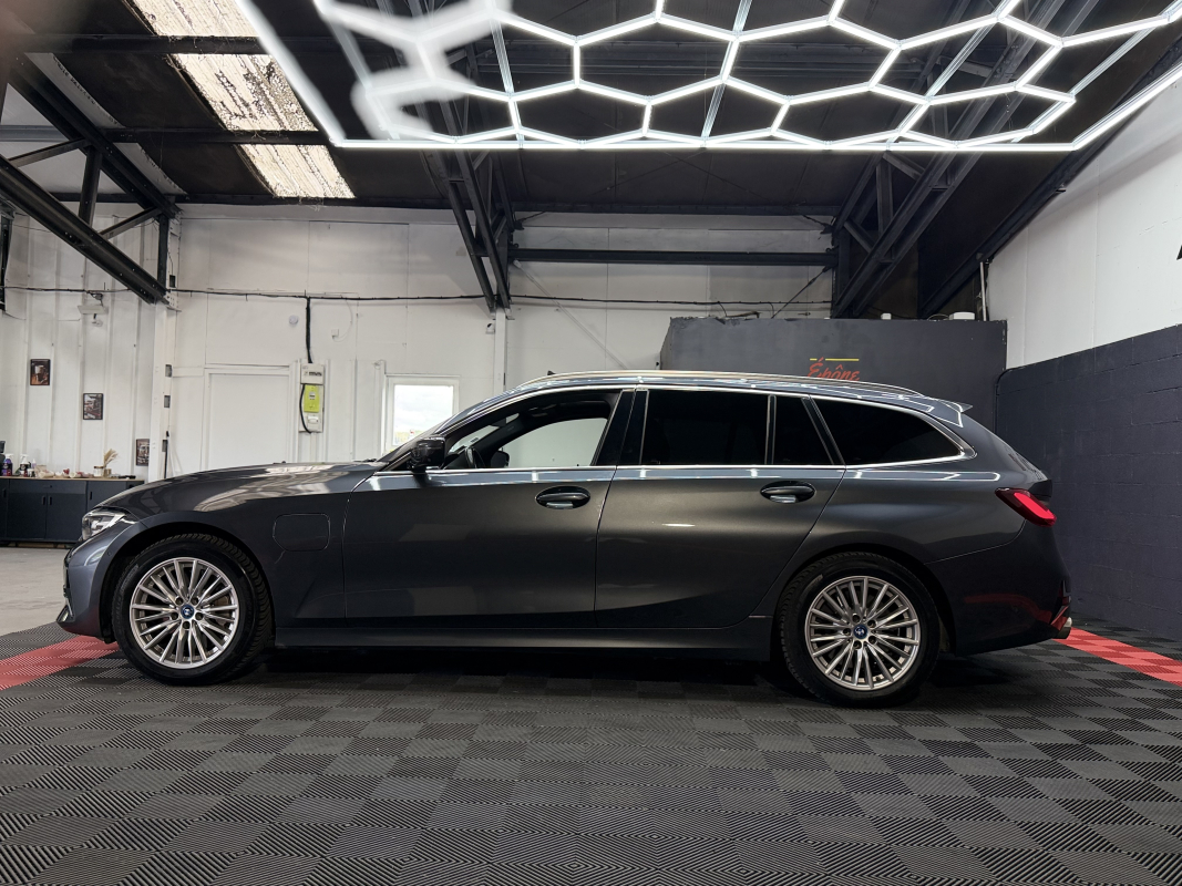Bmw Bmw Serie 3 — 7