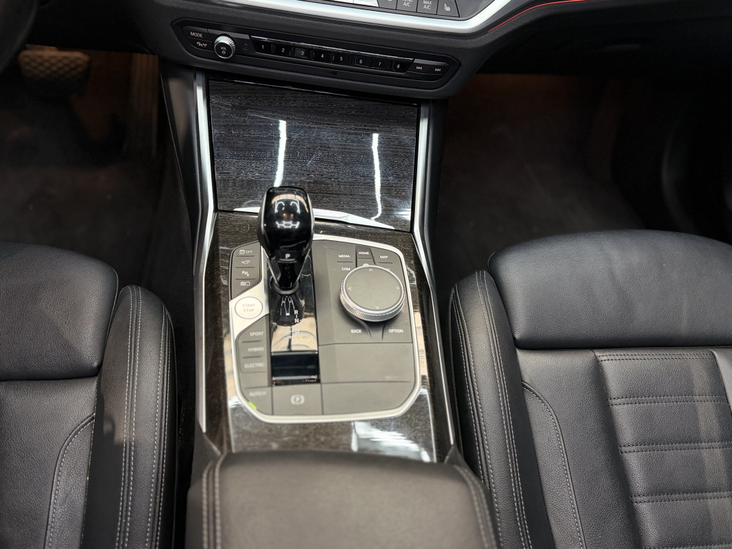 Bmw Bmw Serie 3 — 32