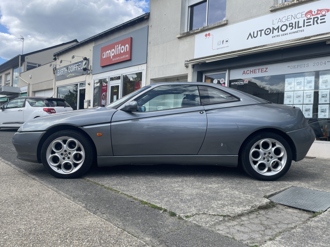 Alfa Romeo GTV — 8