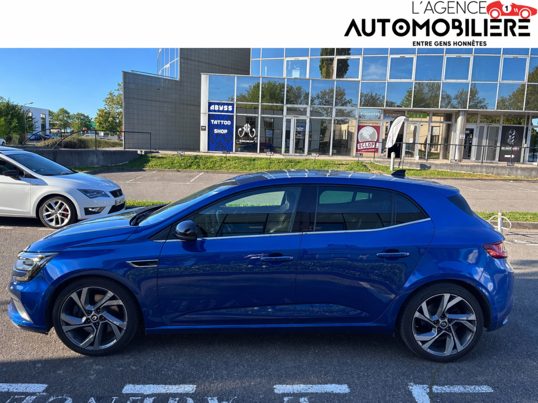 Renault Megane — 6