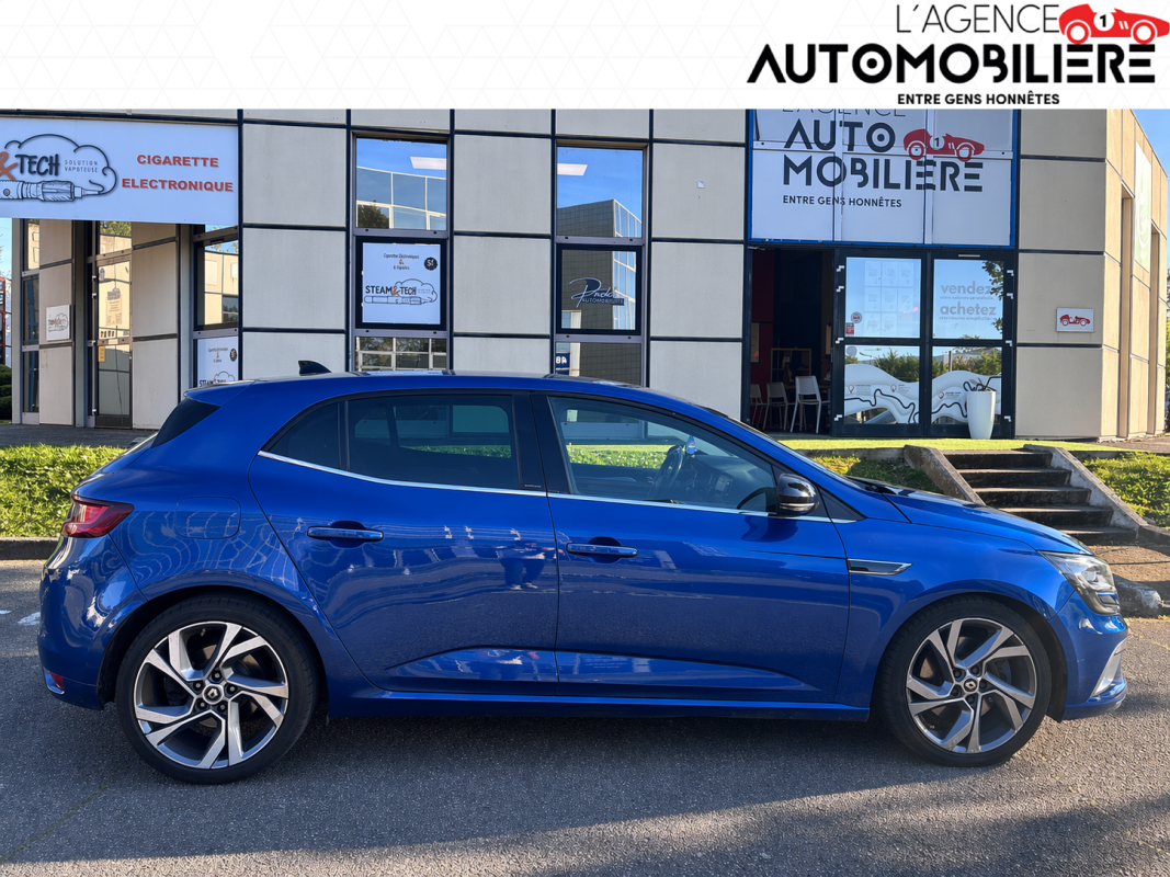 Renault Megane — 2