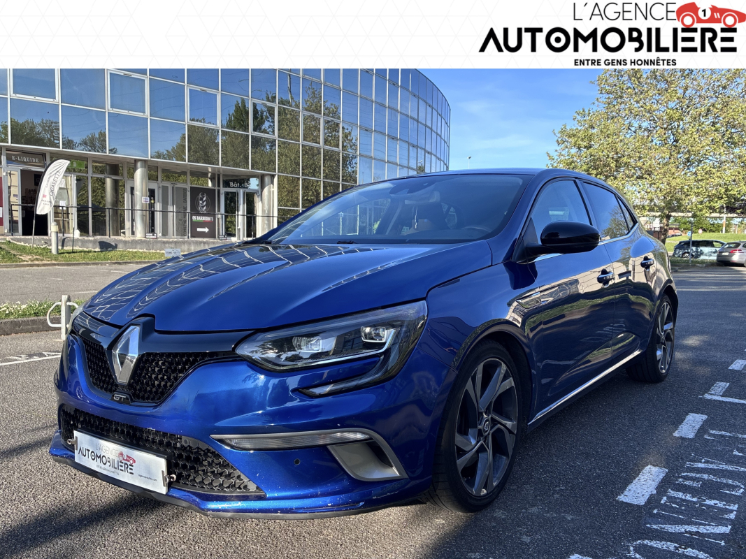 Renault Megane — 7