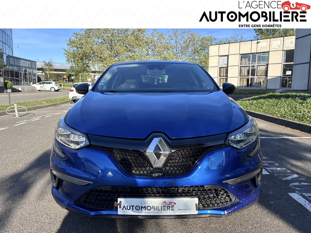 Renault Megane — 8
