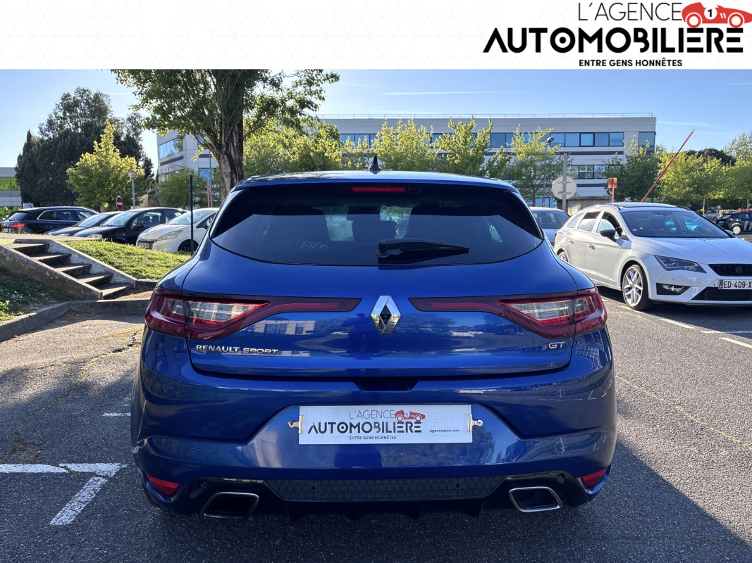 Renault Megane — 4