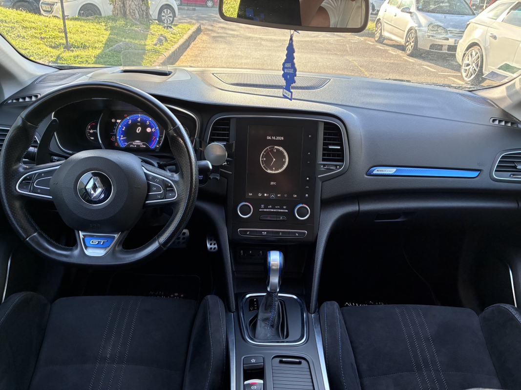Renault Megane — 11