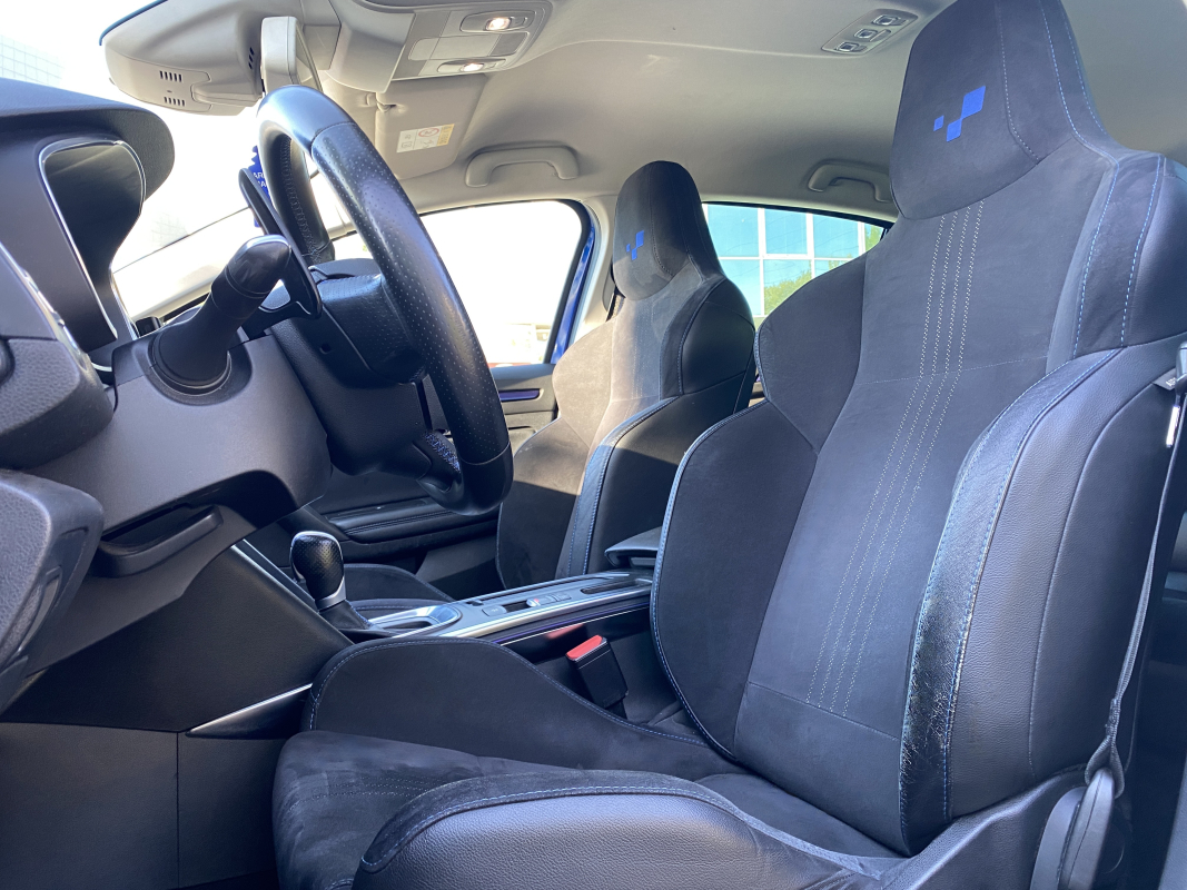 Renault Megane — 9