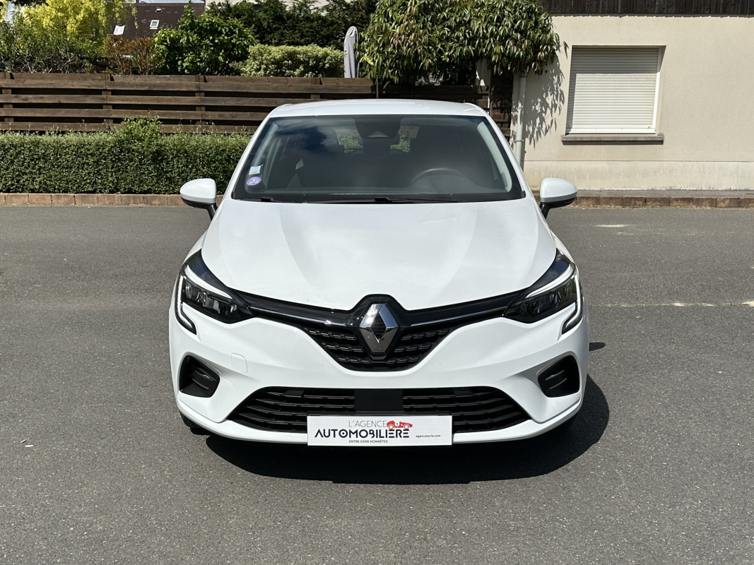Renault Clio — 8