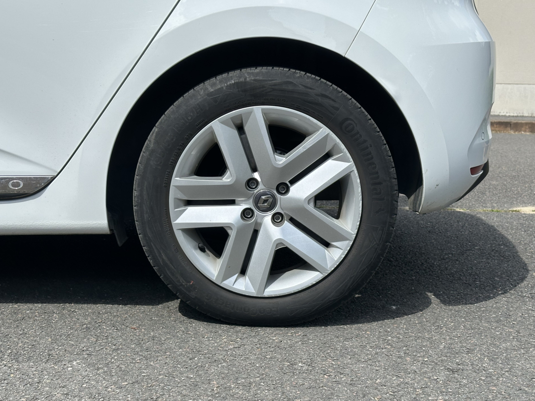 Renault Clio — 10