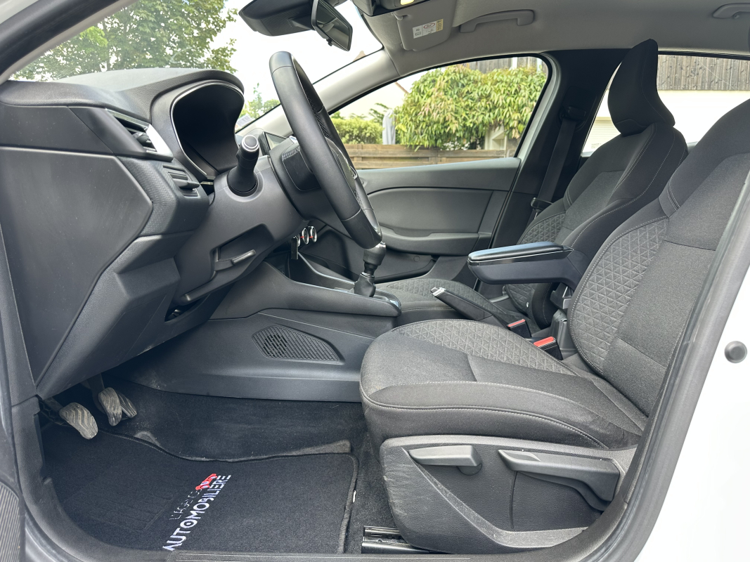 Renault Clio — 37