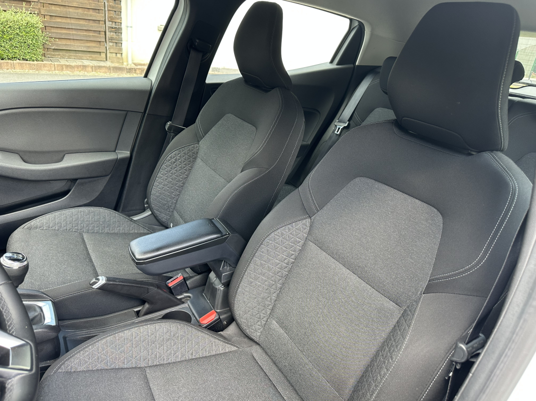 Renault Clio — 38