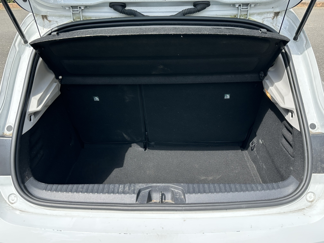Renault Clio — 13