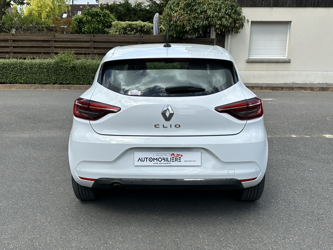 Renault Clio — 4