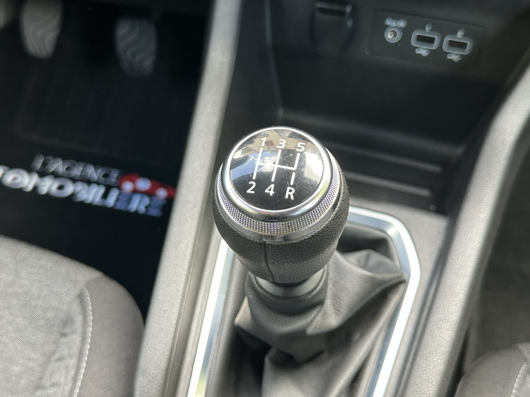 Renault Clio — 27