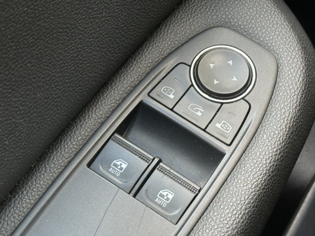 Renault Clio — 29